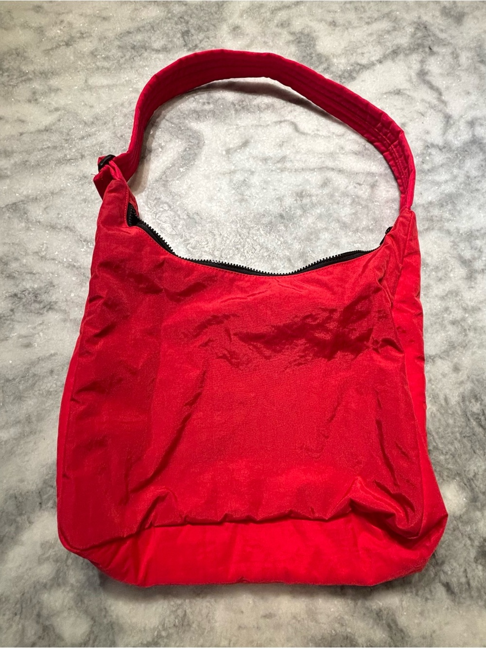 bright red shoulder bag ❤️